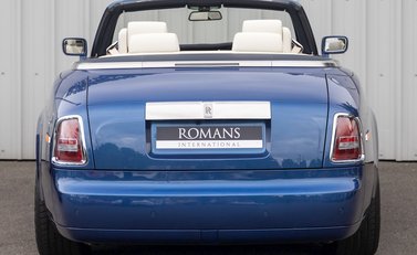 Rolls-Royce Phantom Drophead Coupe 5