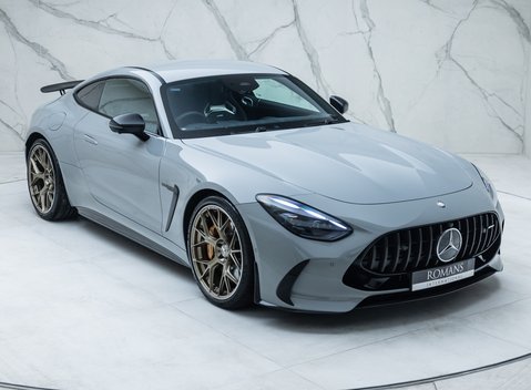 Mercedes-Benz Amg GT 63 LAUNCH EDITION 11