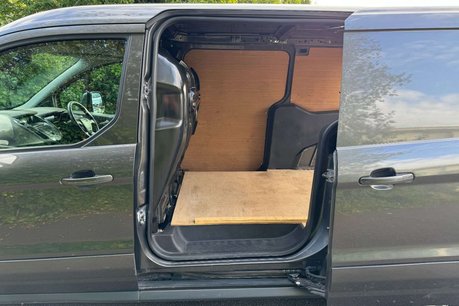 Ford Transit Connect 1.6 TDCi 240 Limited Panel Van 5dr Diesel Manual L2 H1 (128 g/km, 113 bhp) 41