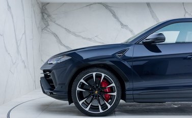 Lamborghini Urus S 37