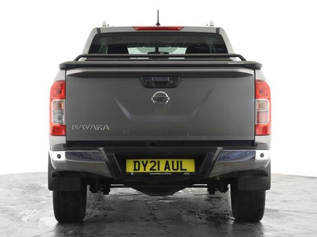 Nissan Navara Double Cab Pick Up Tekna 2.3dCi 190 TT 4WD Auto 2