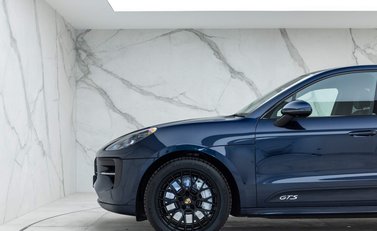 Porsche Macan GTS PDK 26