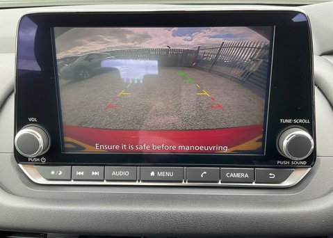 Nissan Qashqai DIG-T ACENTA PREMIUM MHEV 16