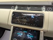 Land Rover Range Rover 3.0 Range Rover Autobiography Auto 4WD 5dr 67