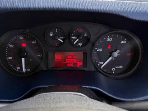 Iveco Daily 2.3 TD 14V 35S 3520 HiMatic L2 5dr 5