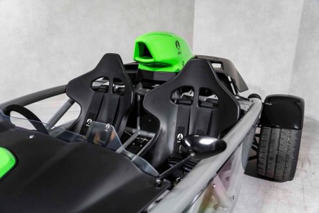 Ariel Atom 4. 350 BHP UPGRADE. 6-SPEED MANUAL. ÖHLINS DAMPERS. 16