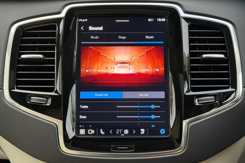 Volvo XC90 RECHARGE T8 ULTIMATE AWD - BLOND LEATHER - VAT QUALIFYING 53