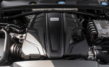 Porsche Macan S 28