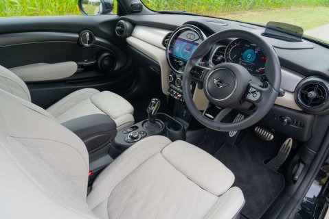 Mini Convertible John Cooper Works 10