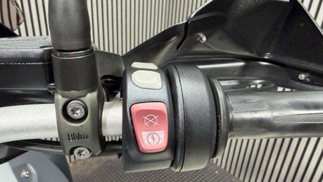 BMW R1200GS LC 2013 LOTS OF EXTRAS FULL LUGGAGE ONLY 36K SERVICED 10