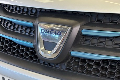 Dacia Sandero 1.5 dCi Laureate Hatchback 5dr Diesel Manual Euro 5 (90 ps) 21