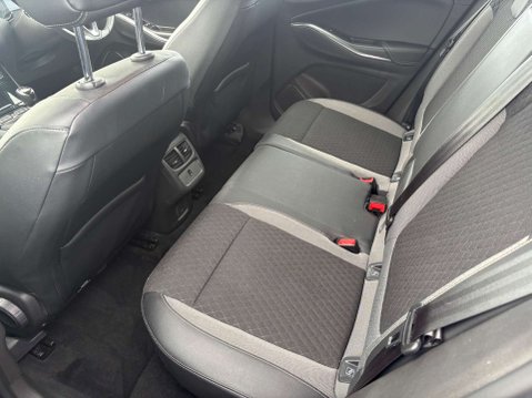 Vauxhall Grandland X 1.2 Turbo GPF Sport Nav SUV 5dr Petrol Manual Euro 6 (s/s) (130 ps) 38