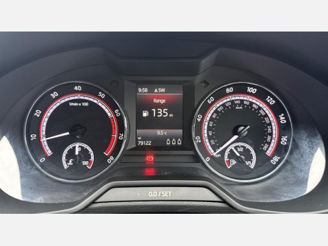 Skoda Octavia 2.0 TSI GPF vRS Hatchback 5dr Petrol Manual Euro 6 (s/s) (245 ps) 37