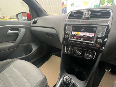 Volkswagen Polo 1.0 Polo R-Line TSi 5dr - NATIONAL DELIVERY* 33