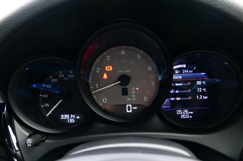 Porsche Macan 2.9 Macan S Semi-Auto 4WD 5dr 36