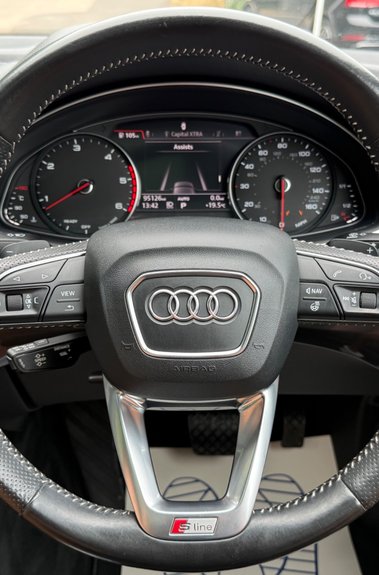 Audi Q7 TDI QUATTRO S LINE -PAN ROOF -CAMERA -ADAPT CRUISE -MATRIX LED -BOSE -FASH 