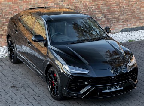 Lamborghini Urus 8