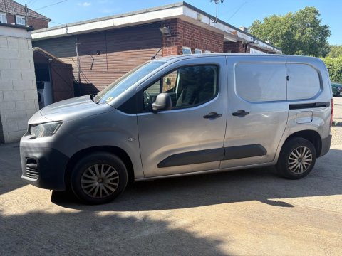 Peugeot Partner BLUEHDI PROFESSIONAL L1 10