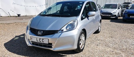 Honda Jazz I-VTEC ES..AUTOMATIC..12 MAIN DEALER SERVICES..1 PREVIOUS KEEPER..STUNNING 1