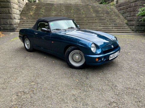 MG RV8 4.0 5