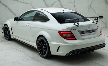 Mercedes-Benz C63 AMG Black Series 8