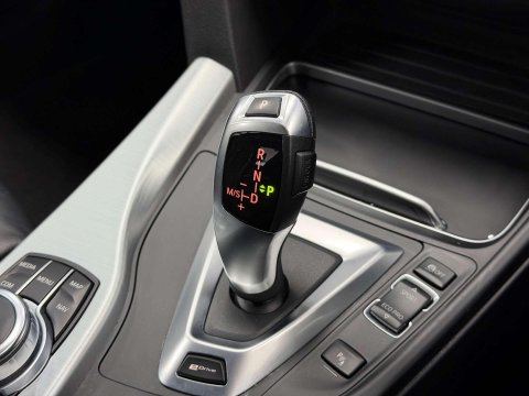 BMW 3 Series 2.0 330e 7.6kWh M Sport Saloon 4dr Petrol Plug-in Hybrid Auto Euro 6 (s/s) 48