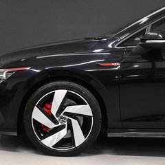 Volkswagen Golf 2.0 Golf GTi TSi Semi-Auto 5dr 1
