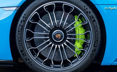 Porsche 918 Spyder 12