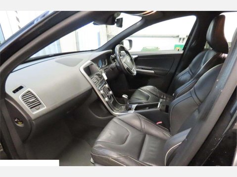 Volvo XC60 2.0 D4 R-Design Lux Nav Euro 6 (s/s) 5dr 3