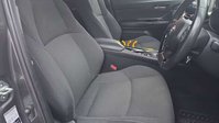 Toyota C-HR 1.8 VVT-h Dynamic SUV 5dr Petrol Hybrid CVT Euro 6 (s/s) (122 ps) 5