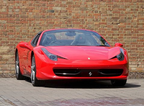 Ferrari 458 Spider 1
