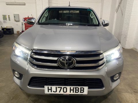 Toyota Hilux INVINCIBLE 4WD D-4D DCB 9