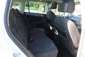 Volkswagen Tiguan 2.0 TDI BlueMotion Tech SEL DSG 4Motion Euro 6 (s/s) 5dr 9