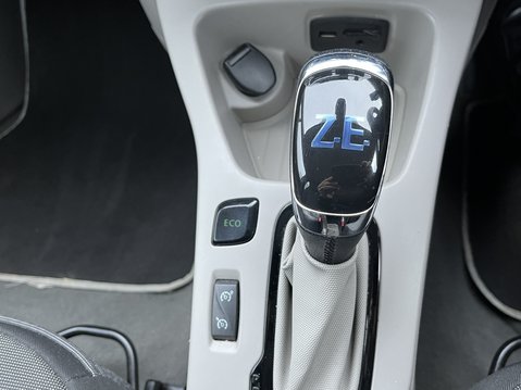 Renault Zoe 65kW i Dynamique Nav Quick Charge 41kWh 5dr Auto 20