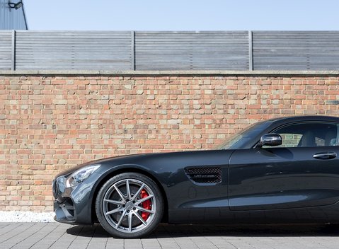 Mercedes-Benz Amg GT GT S 23