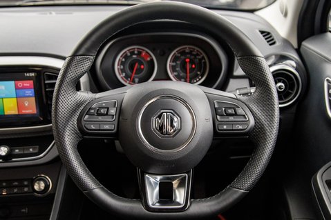 MG MG3 EXCLUSIVE NAV VTI-TECH 20