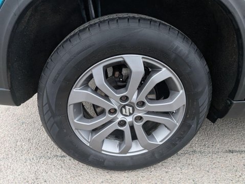 Suzuki Vitara 1.6 SZ4 Euro 6 (s/s) 5dr 29