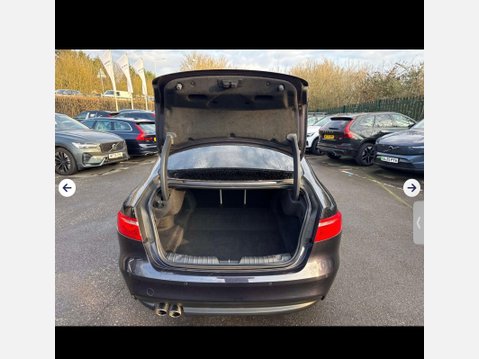 Jaguar XF 2.0d Portfolio Auto AWD Euro 6 (s/s) 4dr 6