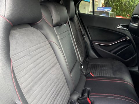 Mercedes-Benz GLA 2.1 GLA200d AMG Line (Premium Plus) 7G-DCT 4MATIC Euro 6 (s/s) 5dr 36