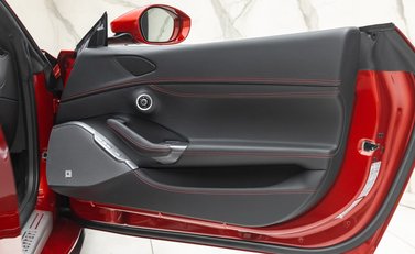 Ferrari Portofino 37