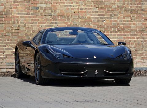 Ferrari 458 Spider 1