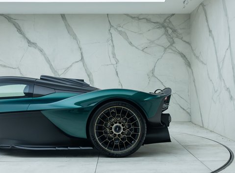 Aston Martin Valkyrie 61