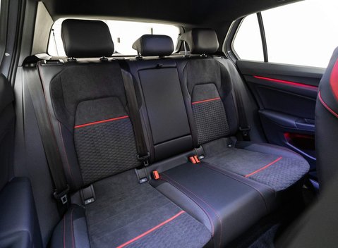 Volkswagen Golf GTI CLUBSPORT 45 TSI DSG 8