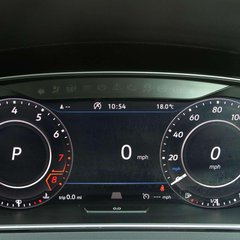 Volkswagen Golf R TSI DSG 1