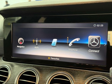 Mercedes-Benz E Class 2.0 E220d AMG Line Saloon 4dr Diesel G-Tronic+ Euro 6 (s/s) (194 ps) 44