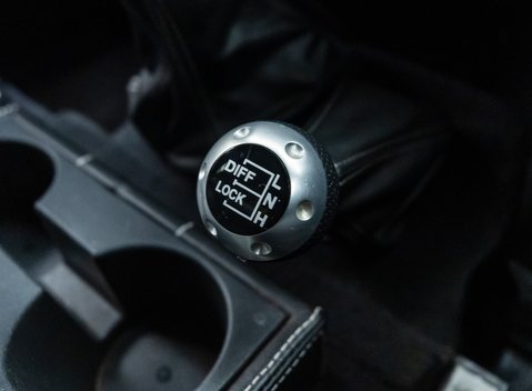 Land Rover Defender 90 XS 22