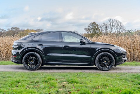 Porsche Cayenne Cayenne GTS 4