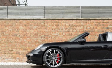 Porsche 911 (991) Targa 4S 28