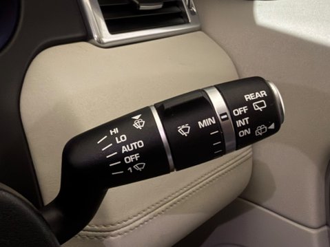Land Rover Discovery Sport SD4 HSE 25
