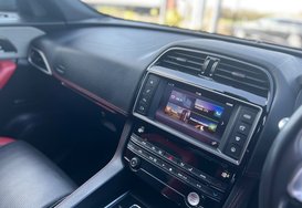 Jaguar F-Pace 3.0 V6 D300S AWD AUTO 27